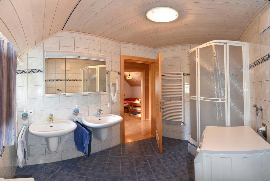 Appartementhaus Parzer Pruggern Extérieur photo